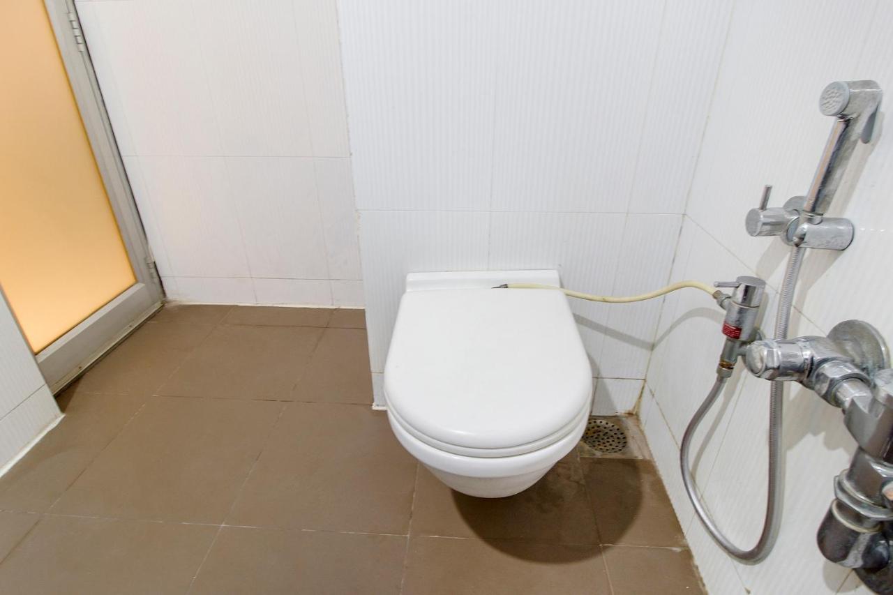 Fabexpress Kalyan - Nr Dairy Dan Circle Hotell Vadodara Exteriör bild